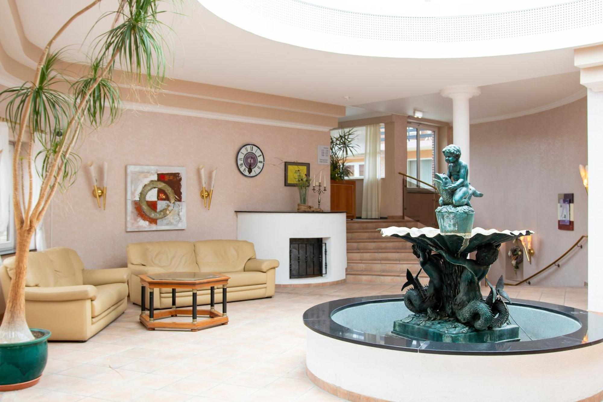 Golf- Und Wellnesshotel Amtsheide Bad Bevensen Bagian luar foto